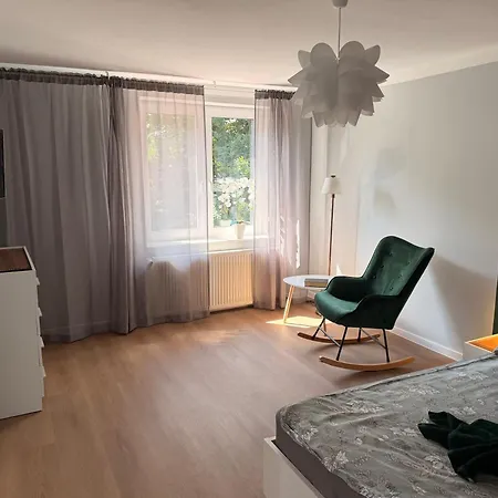 Z Widokiem Na Kasztanowce Apartman